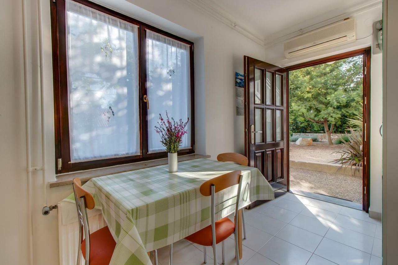 Apartment Simona Мали-Лошинь Экстерьер фото